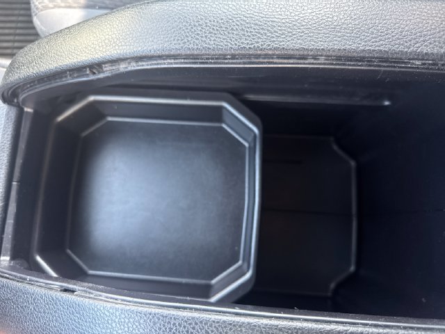 Used 2019 Toyota Highlander LE AWD/4WD image 24