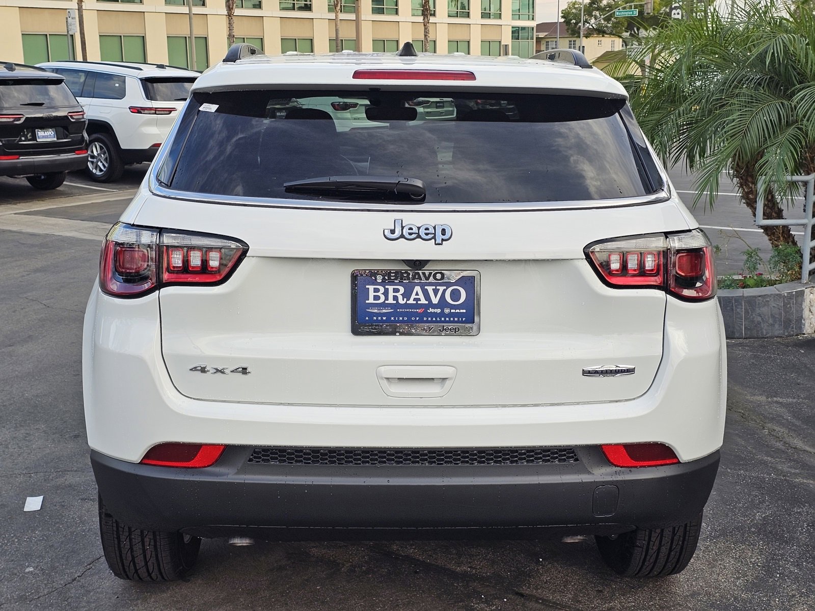 New 2026 Jeep Compass Latitude image 6