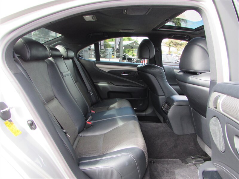 Used 2013 Lexus LS 460 AWD w/ F-Sport Pkg image 28