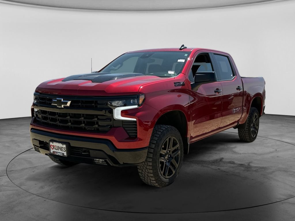 Used 2024 Chevrolet Silverado 1500 LT Trail Boss w/ Convenience Package II AWD/4WD image 4