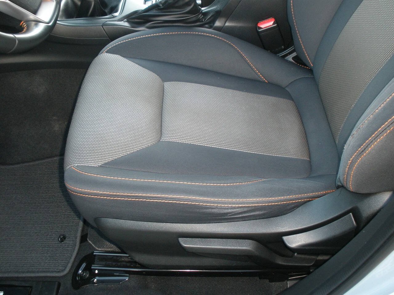 Used 2020 Subaru Crosstrek 2.0i Premium AWD/4WD image 26