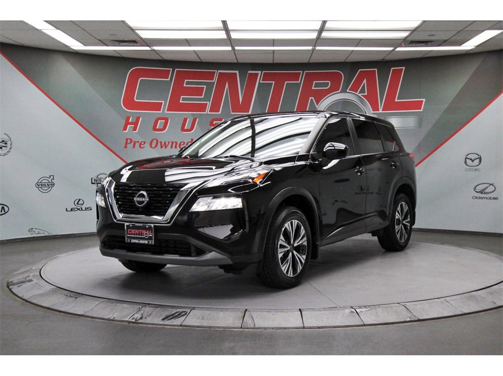 Used 2023 Nissan Rogue SV image 2