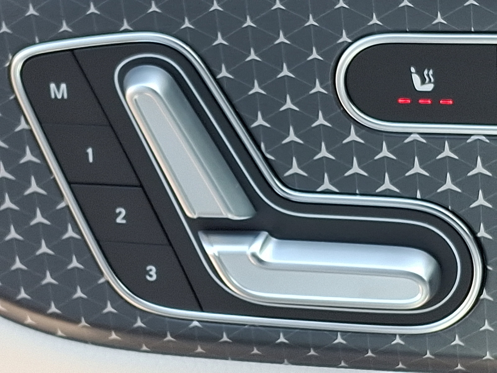 New 2026 Mercedes-Benz GLB 250 4MATIC image 20