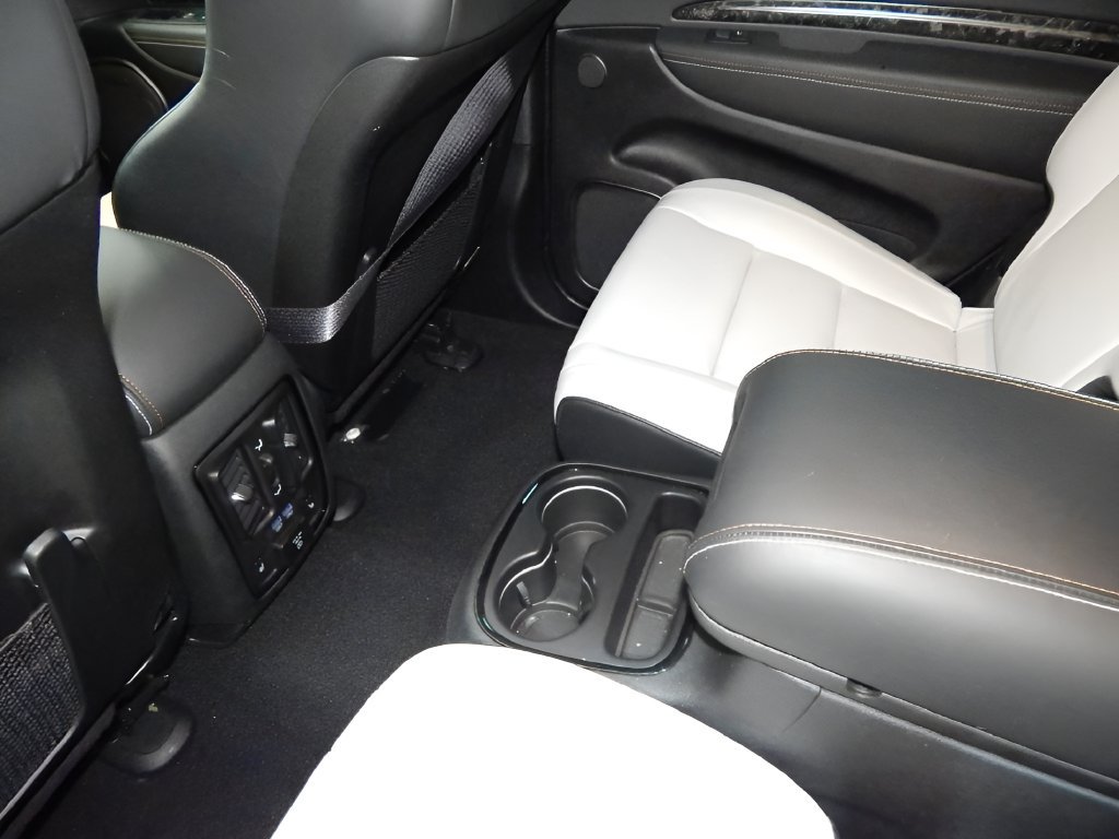 Used 2025 Dodge Durango SRT Hellcat AWD/4WD image 29