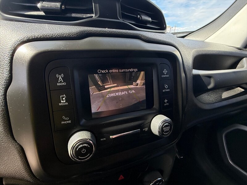 Used 2018 Jeep Renegade Sport w/ Power & Air Group AWD/4WD image 13