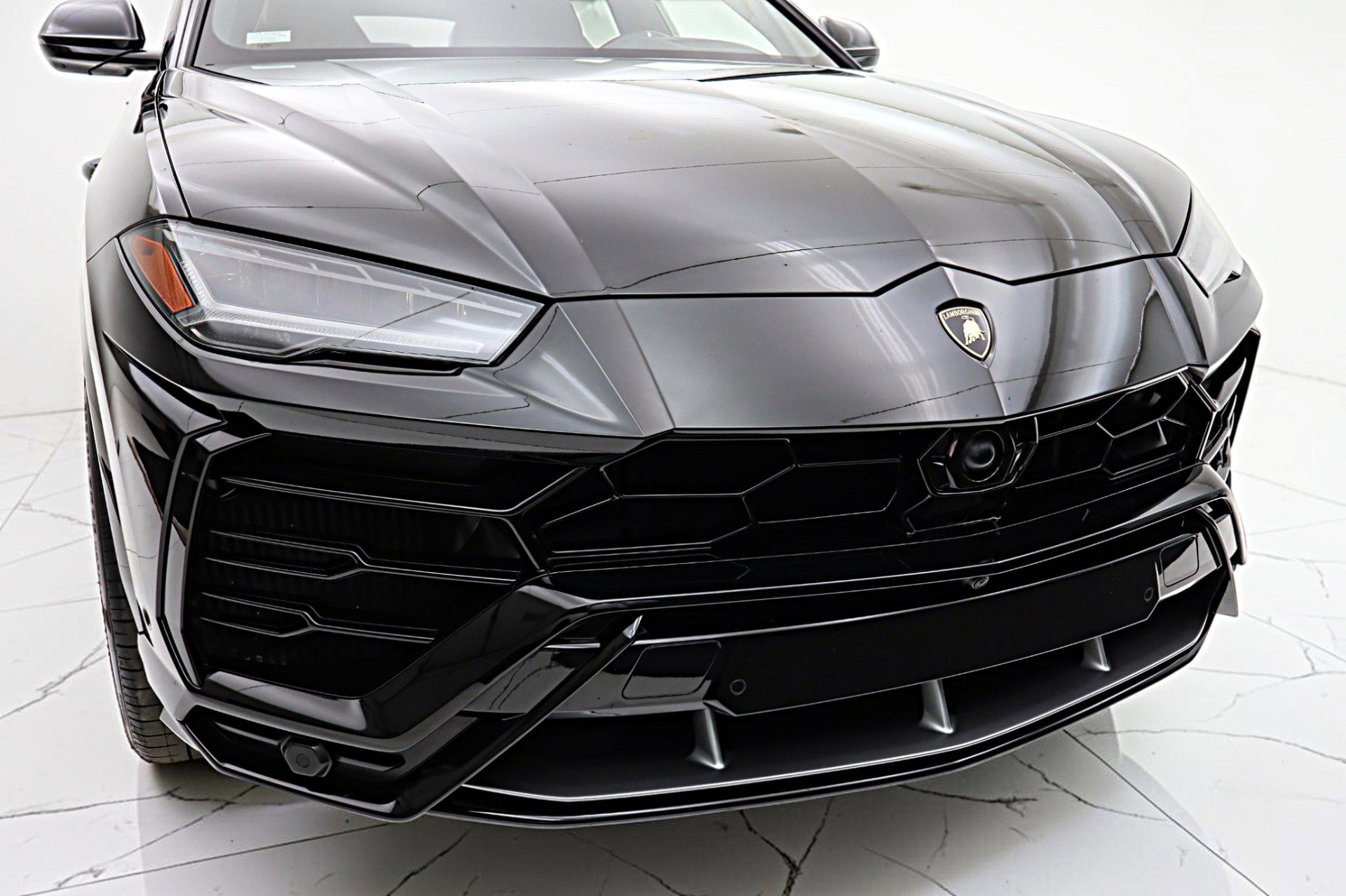 Used 2019 Lamborghini Urus AWD/4WD image 14