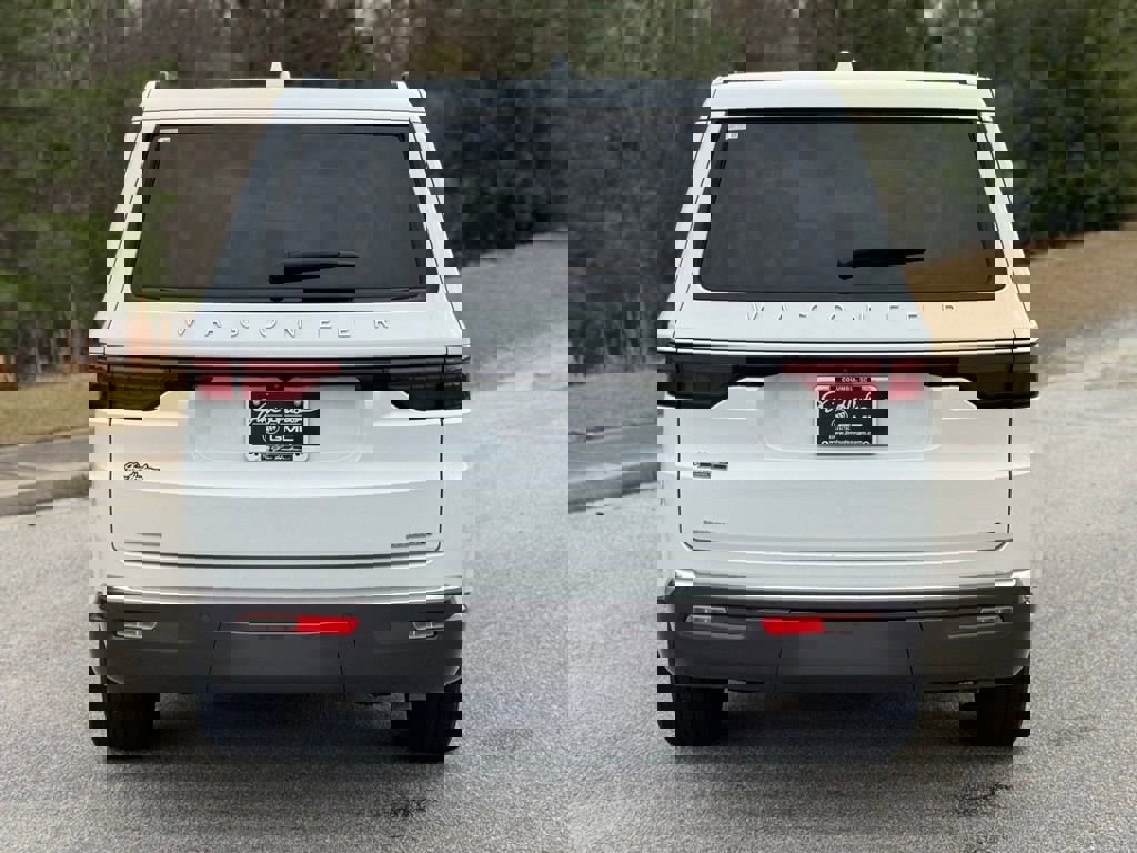 Used 2022 Jeep Wagoneer Series II image 18