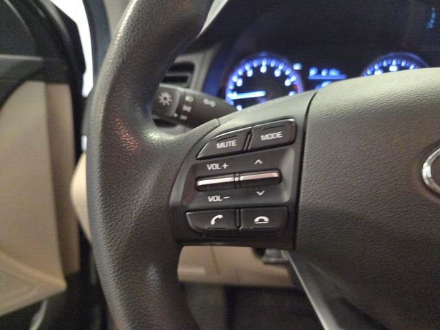 Used 2020 Hyundai Elantra SE FWD image 20