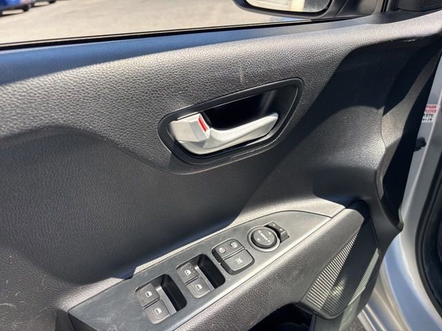 Used 2019 Kia Rio S FWD image 12