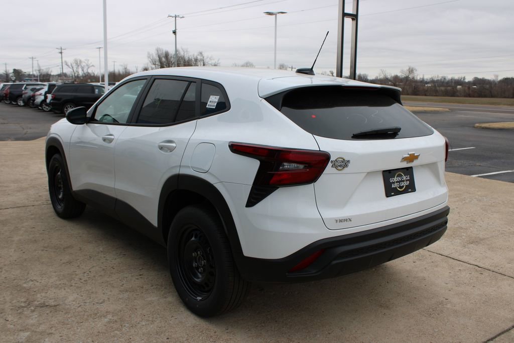 New 2026 Chevrolet Trax LS image 7