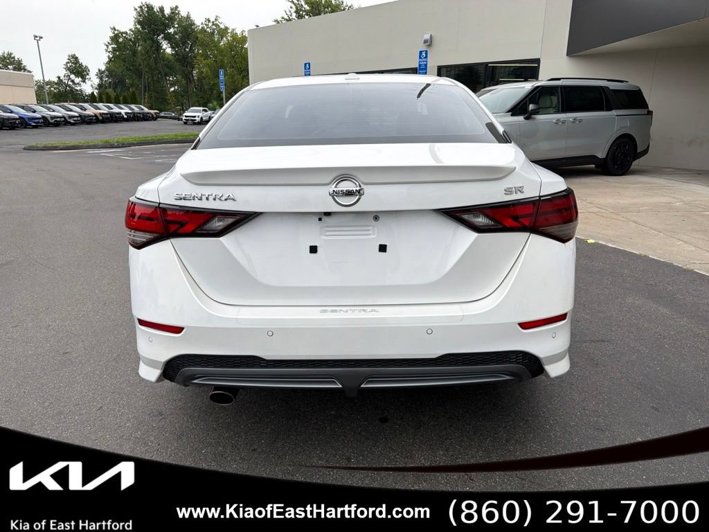 Used 2023 Nissan Sentra SR w/ SR Premium Package FWD image 9