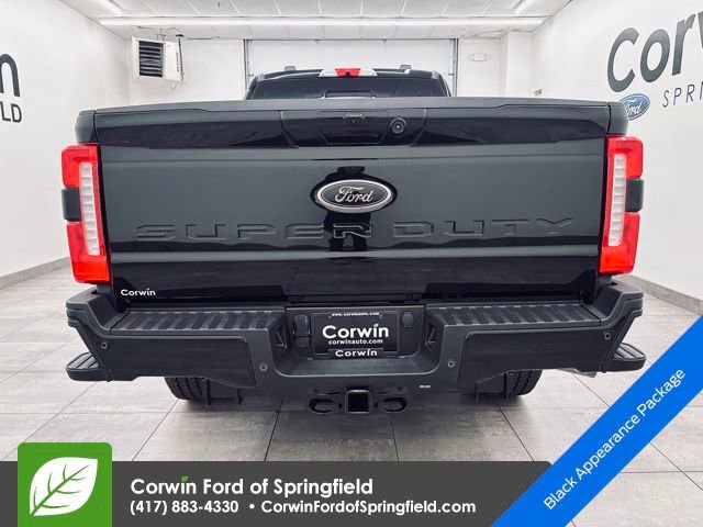 New 2026 Ford F350 Lariat w/ Black Appearance Package image 4