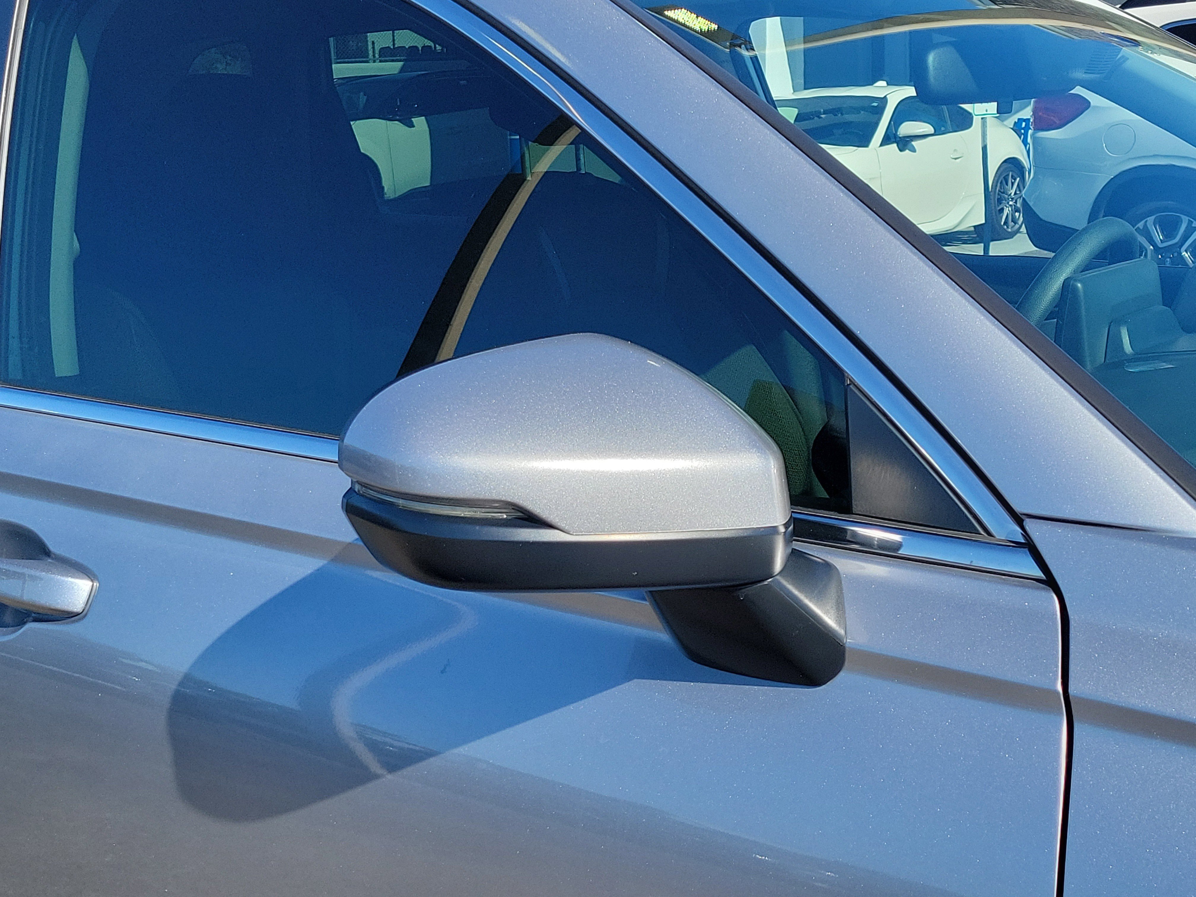 Used 2024 Honda CR-V EX image 9