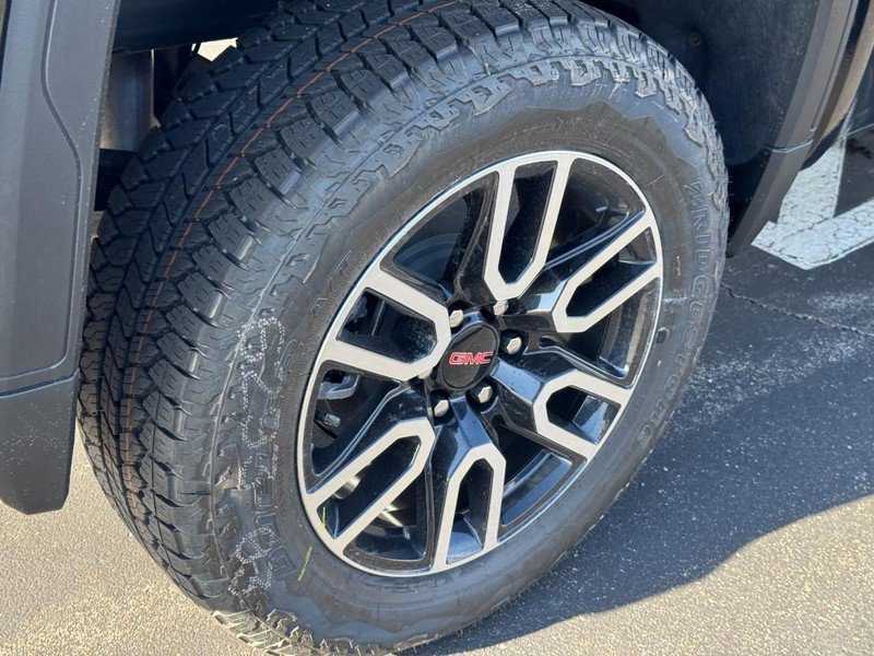 New 2026 GMC Sierra 1500 AT4 w/ AT4 Premium Package image 5