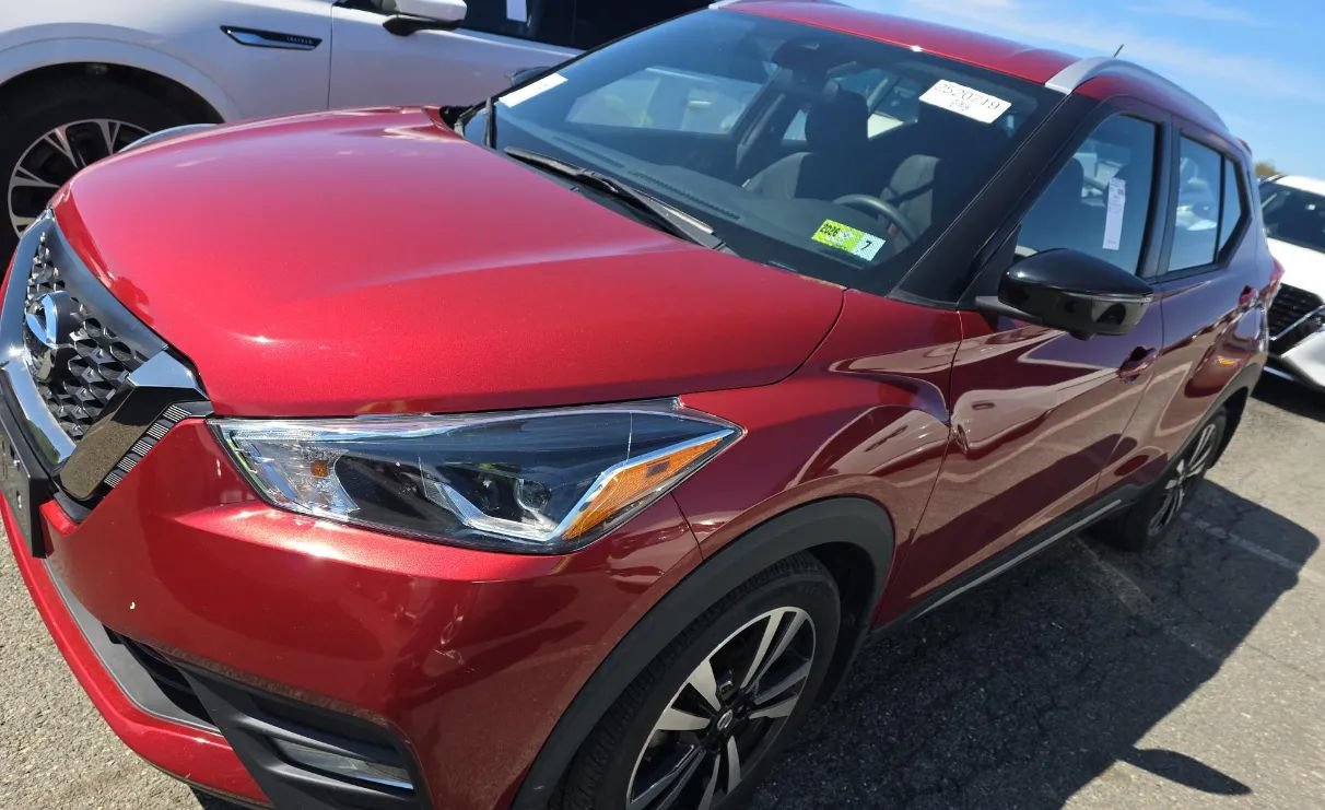 Used 2020 Nissan Kicks SR