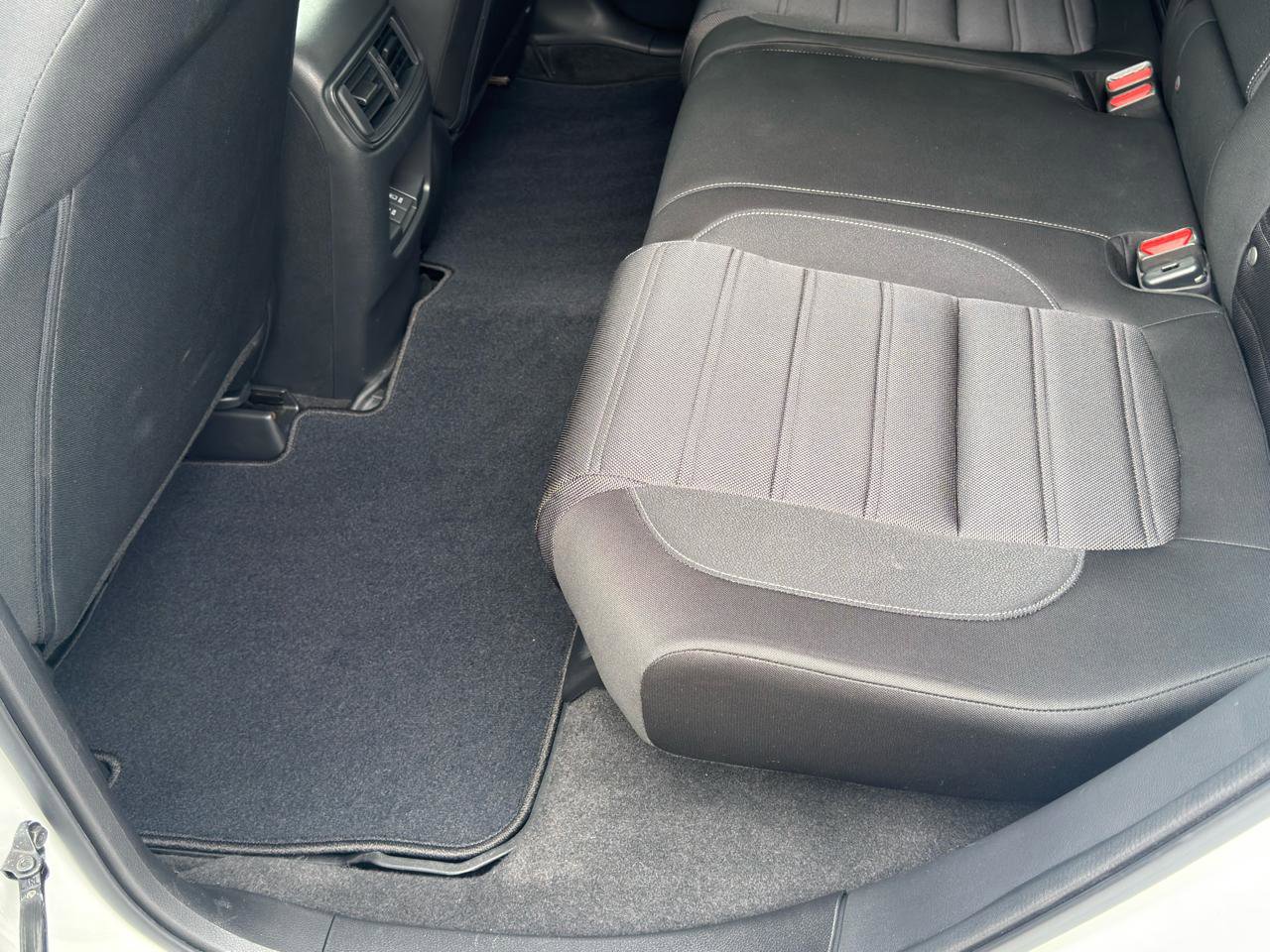 Used 2019 Honda CR-V EX image 42