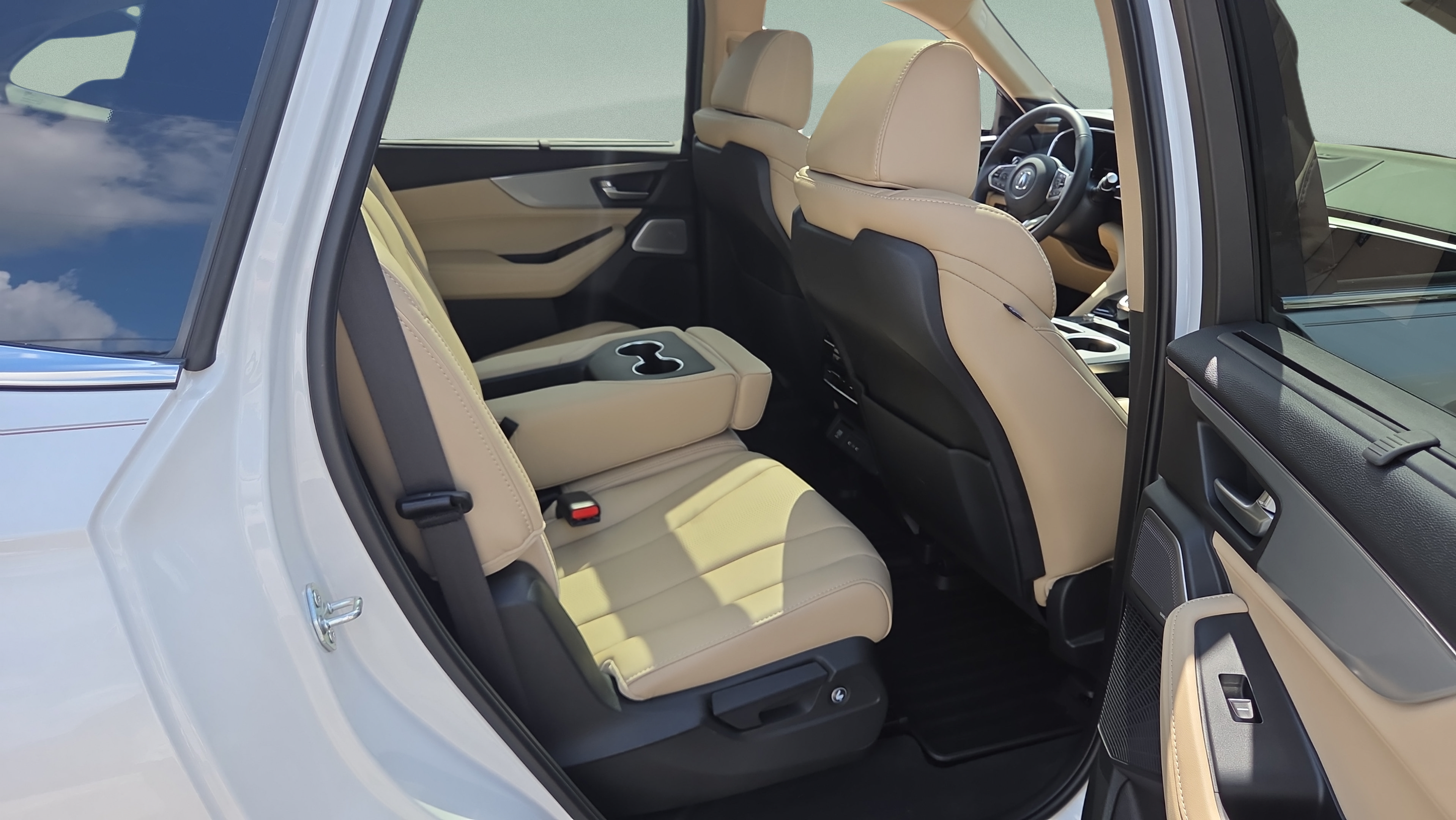 Certified 2026 Acura MDX FWD w/ Technology Package image 15