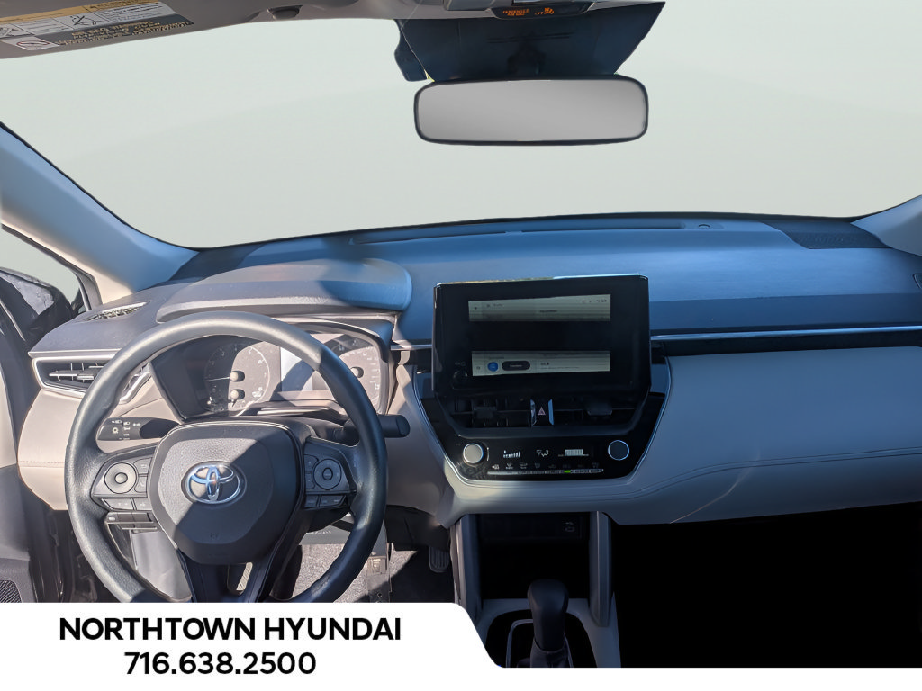Used 2024 Toyota Corolla Cross L AWD/4WD image 6