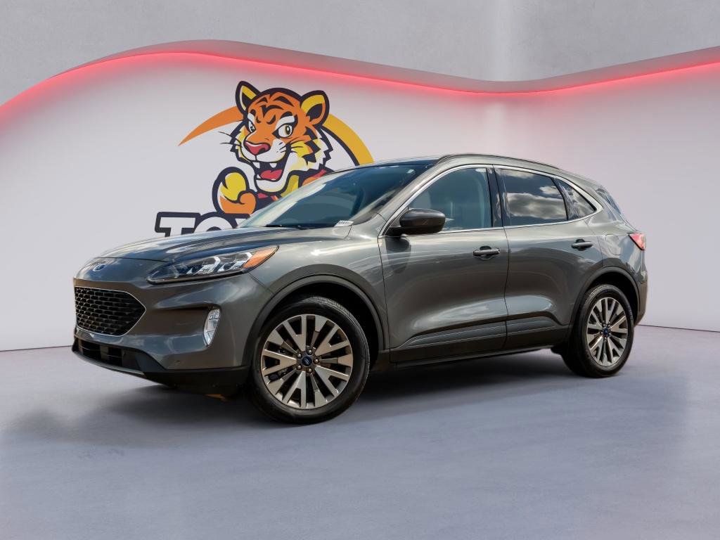 Used 2022 Ford Escape Titanium w/ Class II Trailer Tow Package image 1