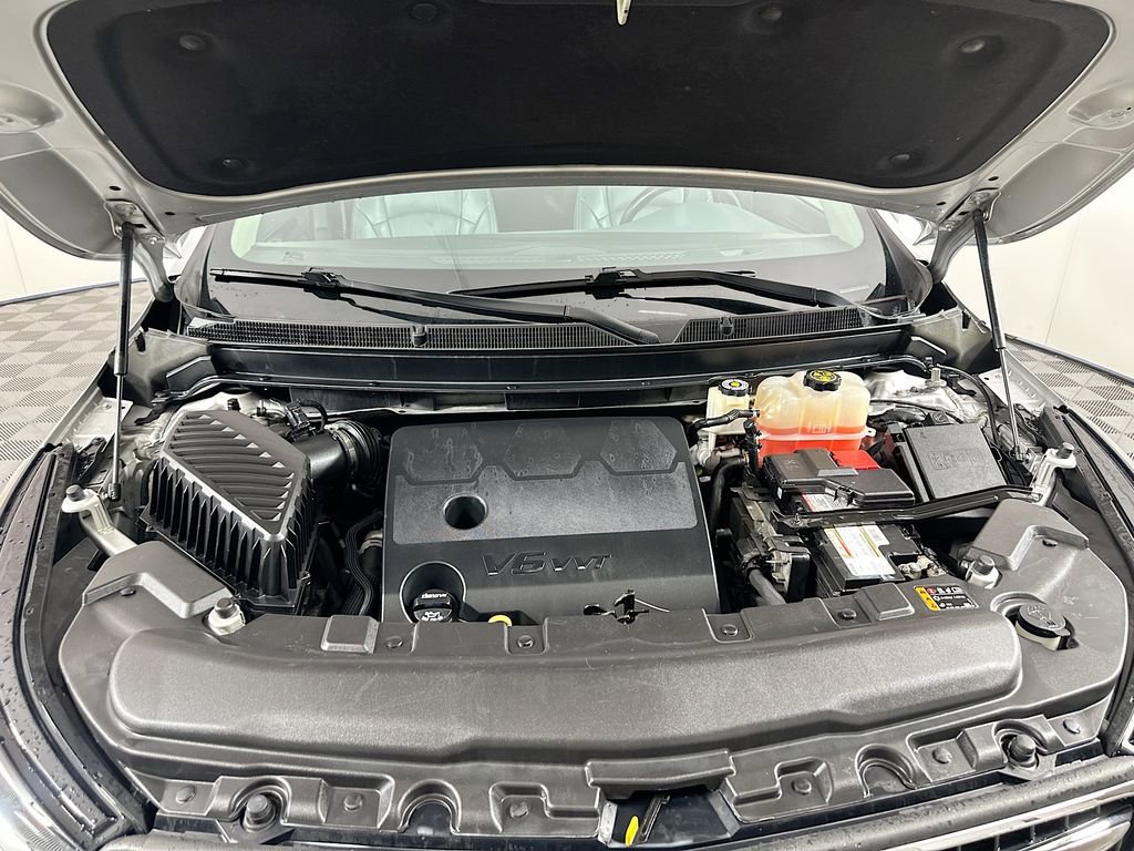 Used 2019 Buick Enclave Premium w/ Experience Buick Package image 32