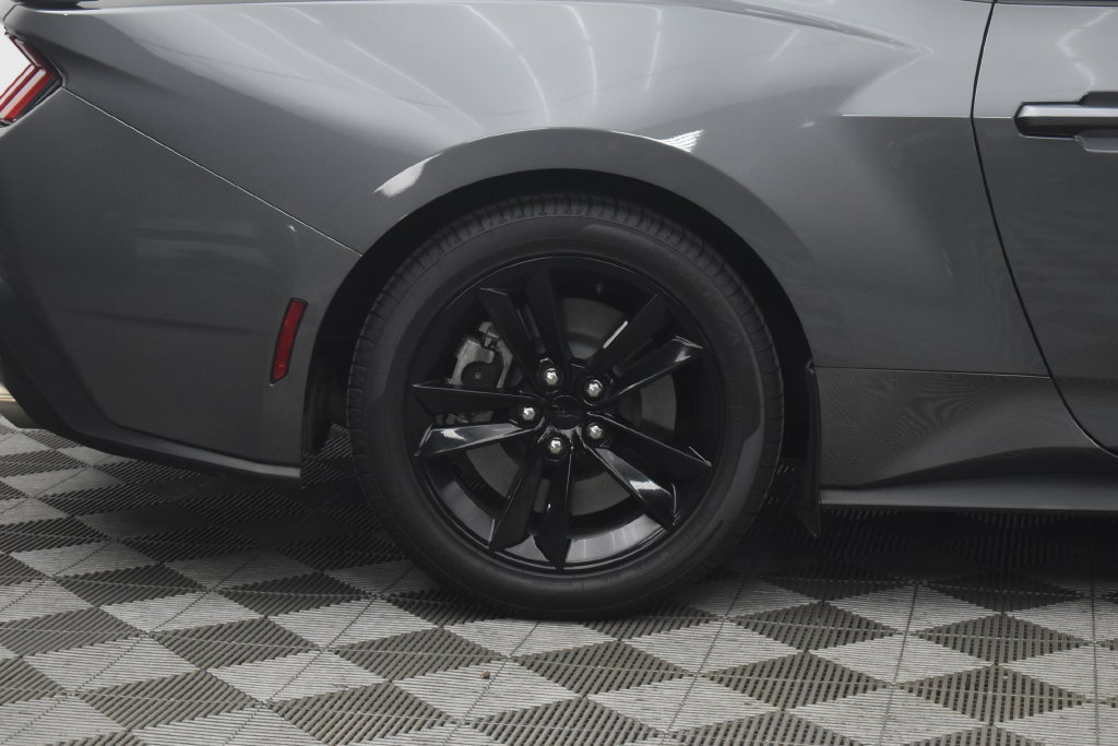 Used 2024 Ford Mustang GT RWD image 24