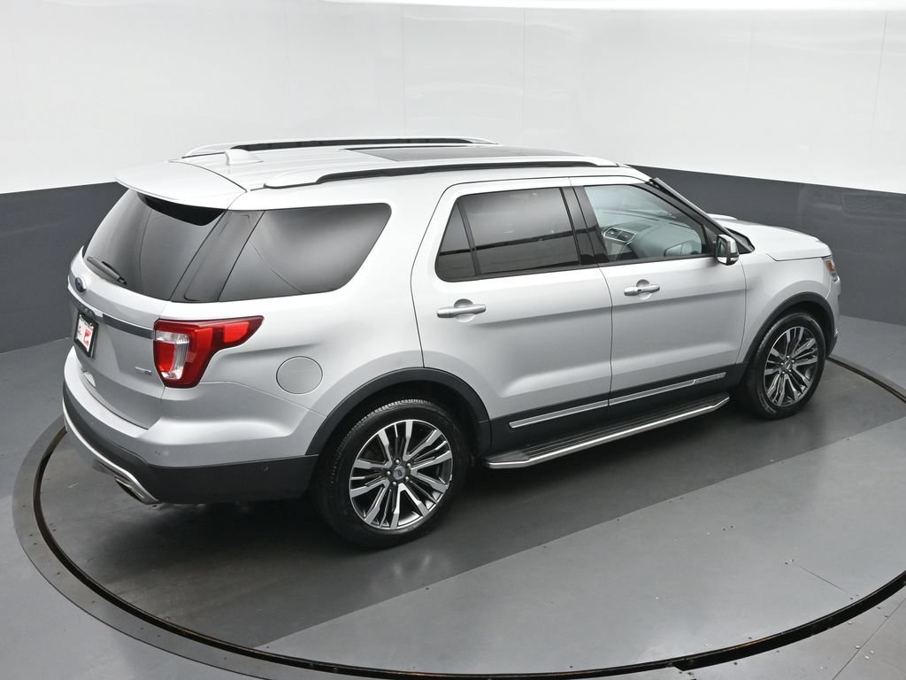 Used 2017 Ford Explorer Platinum AWD/4WD image 36