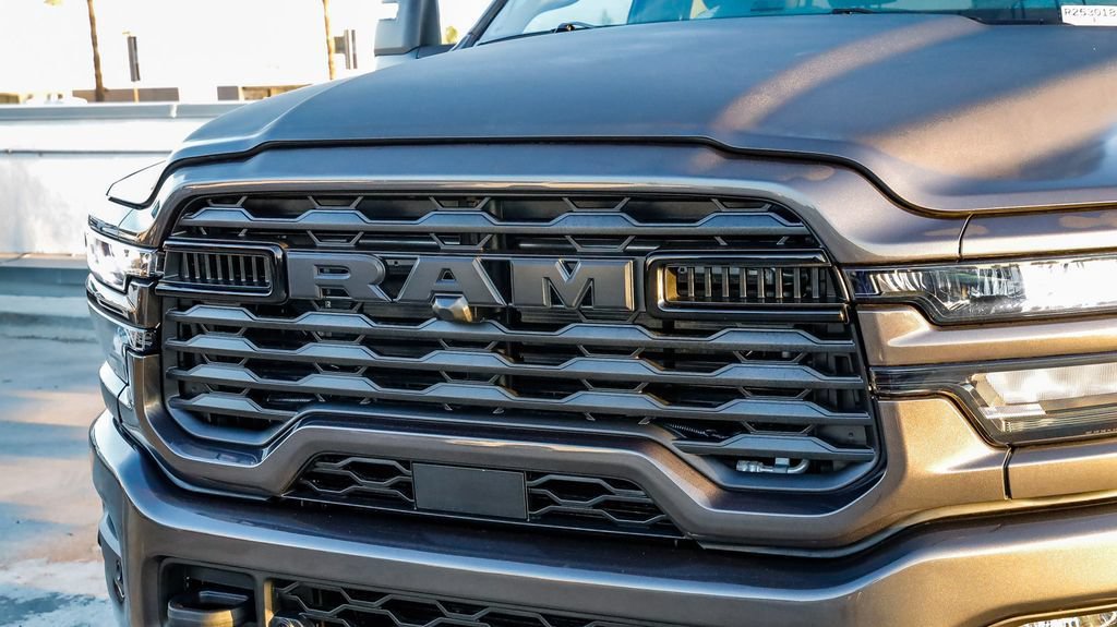 New 2026 RAM 2500 Big Horn AWD/4WD image 6