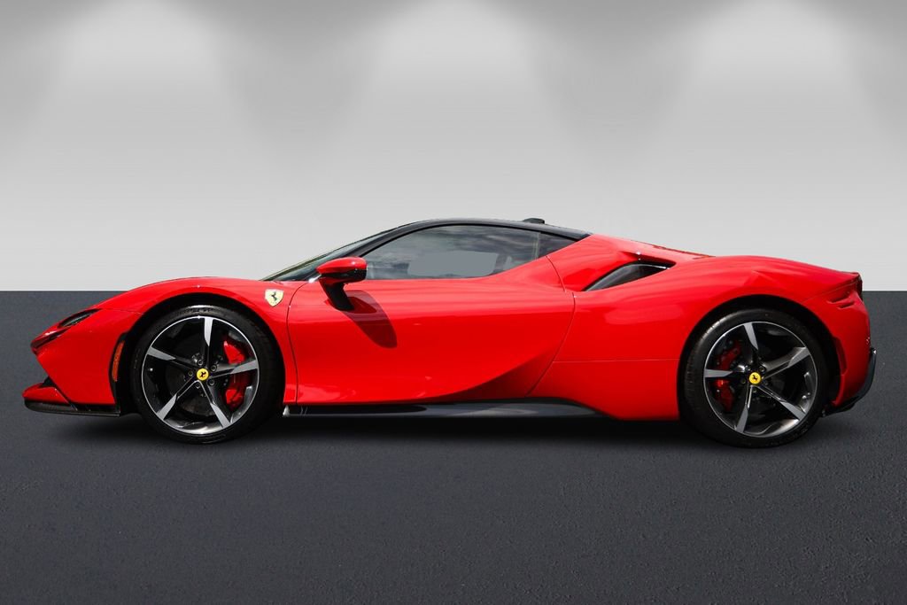 Used 2021 Ferrari SF90 Stradale image 6