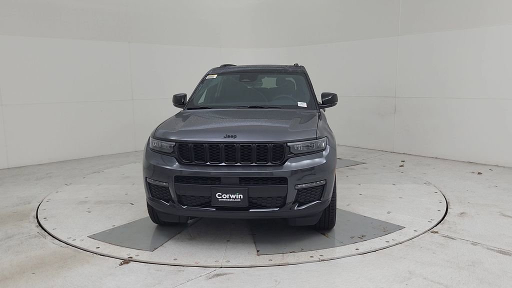New 2025 Jeep Grand Cherokee L Limited image 5