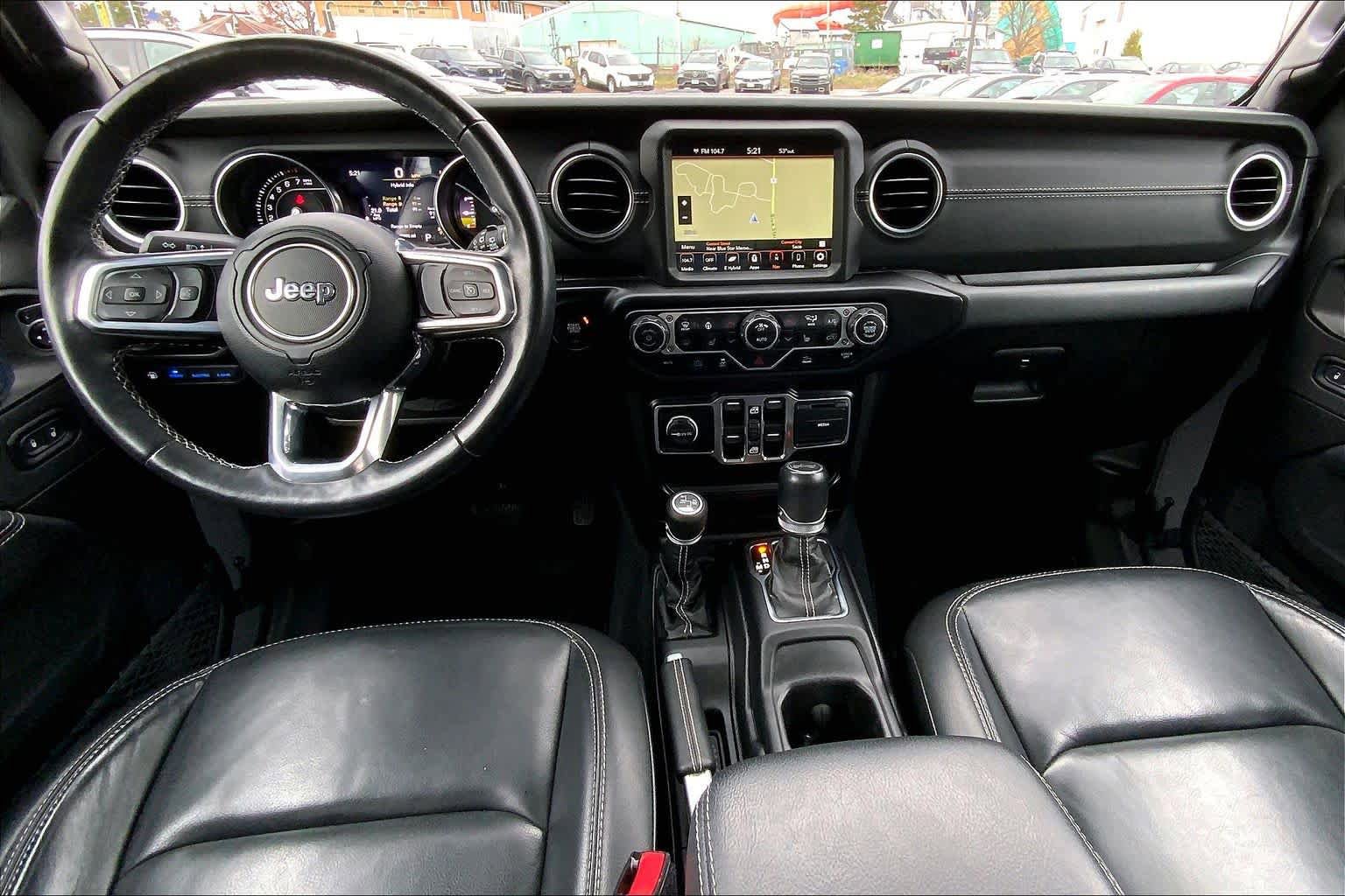 Used 2021 Jeep Wrangler Unlimited Sahara w/ Cold Weather Group AWD/4WD image 16
