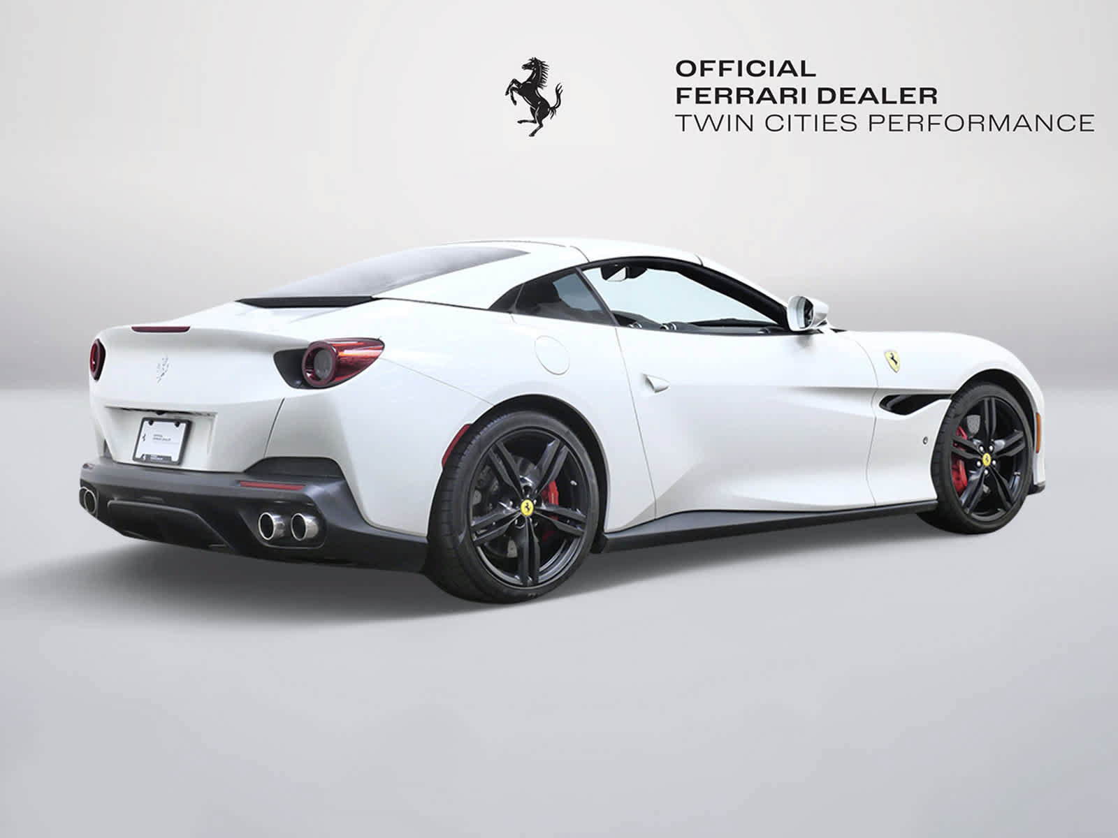 Certified 2019 Ferrari Portofino RWD image 8