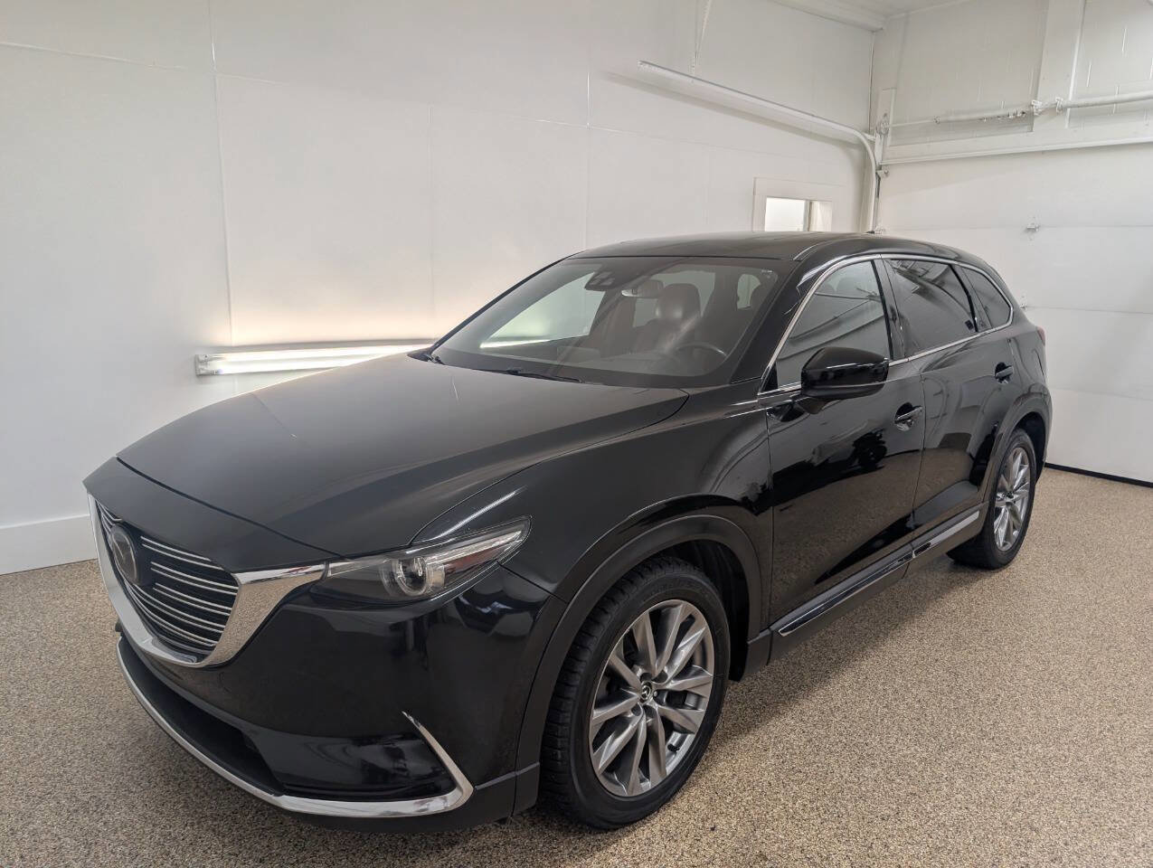 Used 2017 MAZDA CX-9 Signature image 2