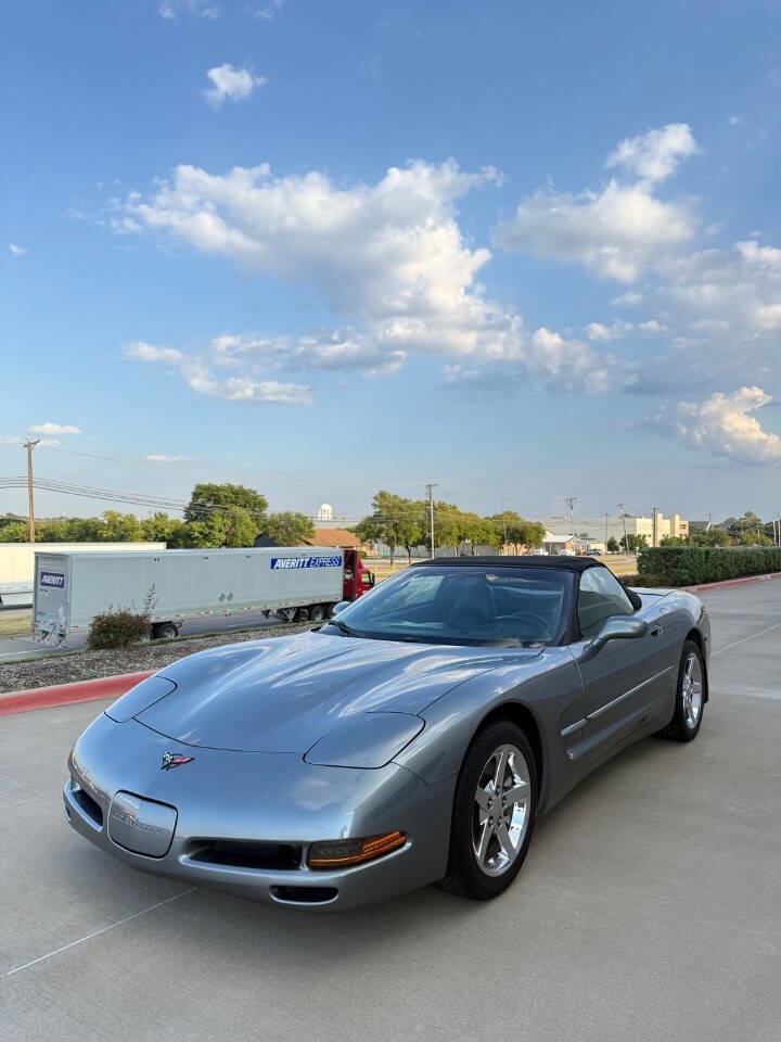 Used 2004 Chevrolet Corvette Convertible w/ Preferred Equipment Group image 2