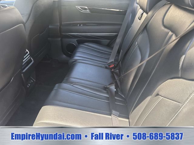 Used 2025 Genesis GV80 2.5T Standard AWD/4WD image 16