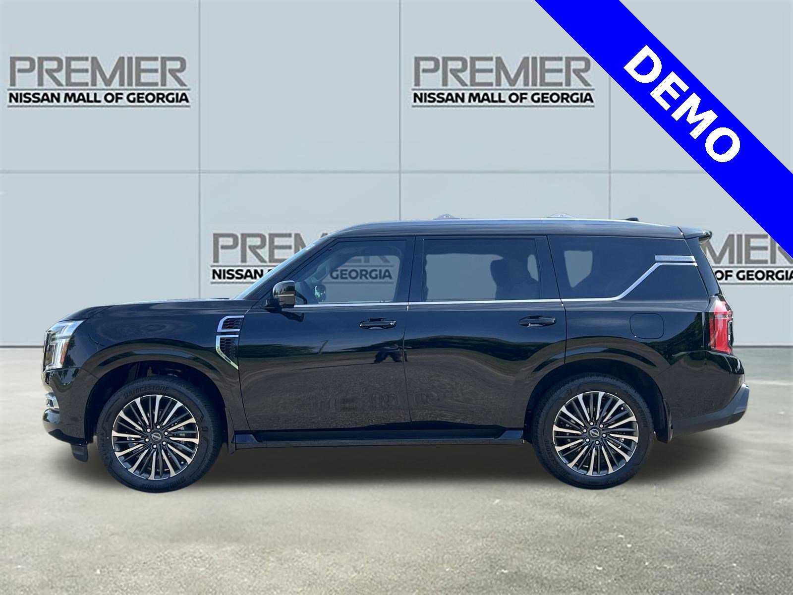 New 2025 Nissan Armada Platinum Reserve image 33