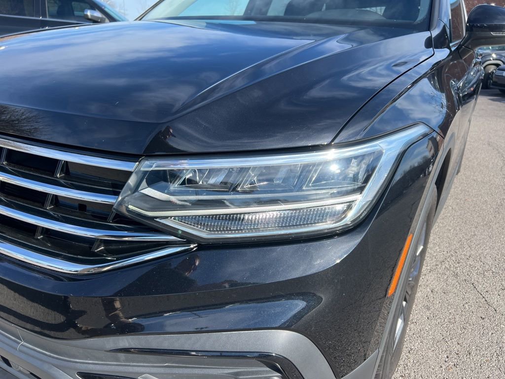 Used 2022 Volkswagen Tiguan SE image 9