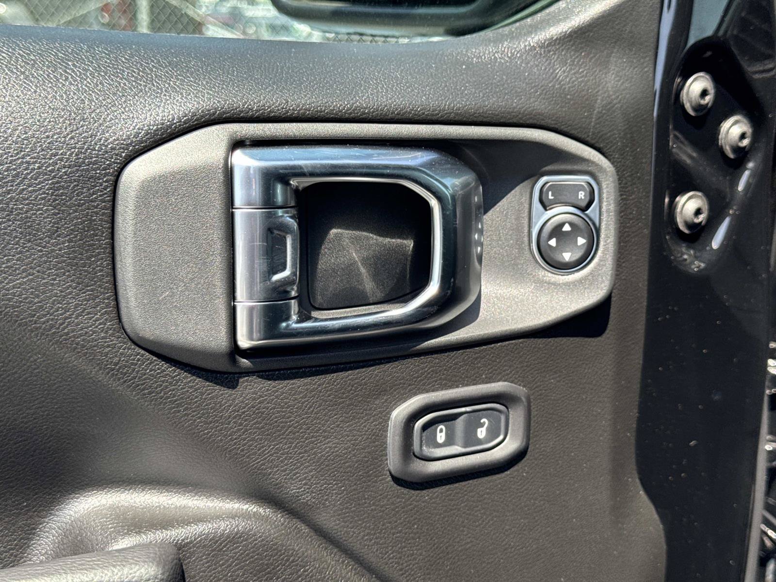 New 2026 Jeep Gladiator Sport AWD/4WD image 23