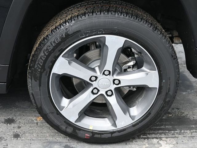 New 2026 Jeep Grand Cherokee Limited image 36