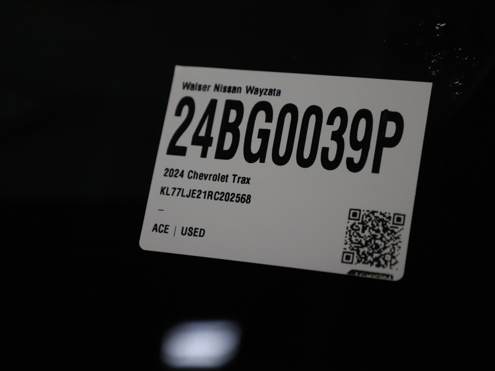 Used 2024 Chevrolet Trax RS FWD image 29