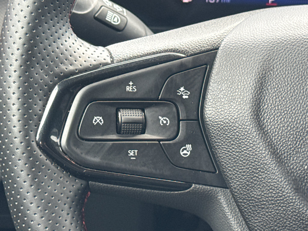 Used 2025 Chevrolet TrailBlazer RS w/ Convenience Package FWD image 28