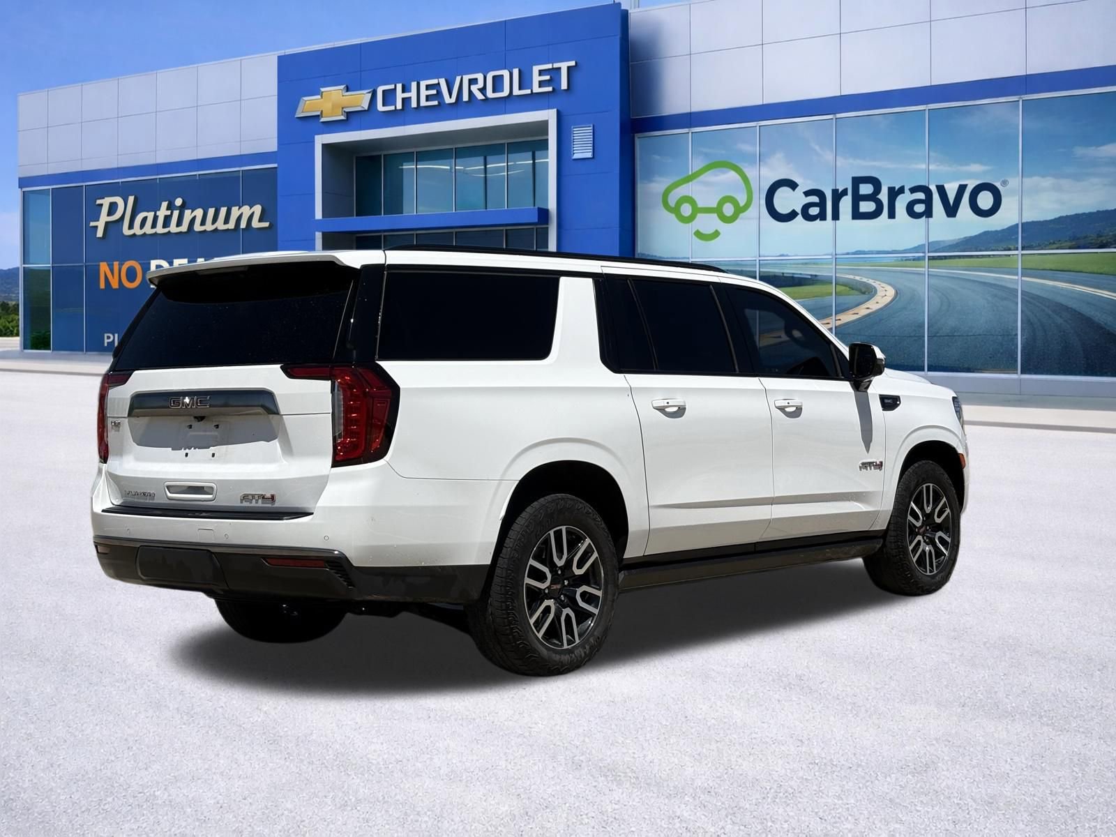 Used 2024 GMC Yukon XL AT4 w/ AT4 Premium Package image 7