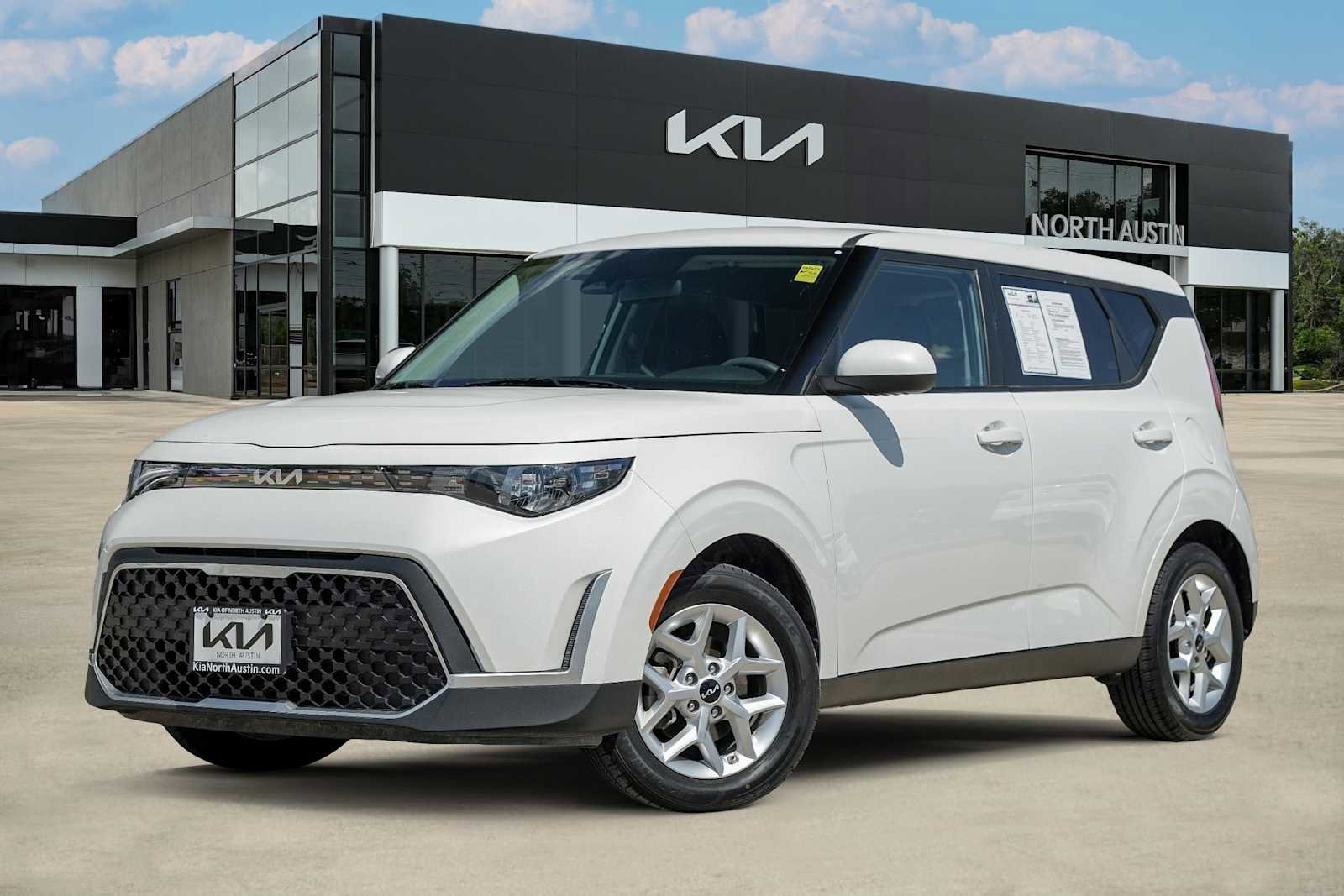 Certified 2024 Kia Soul LX w/ Option Group 015