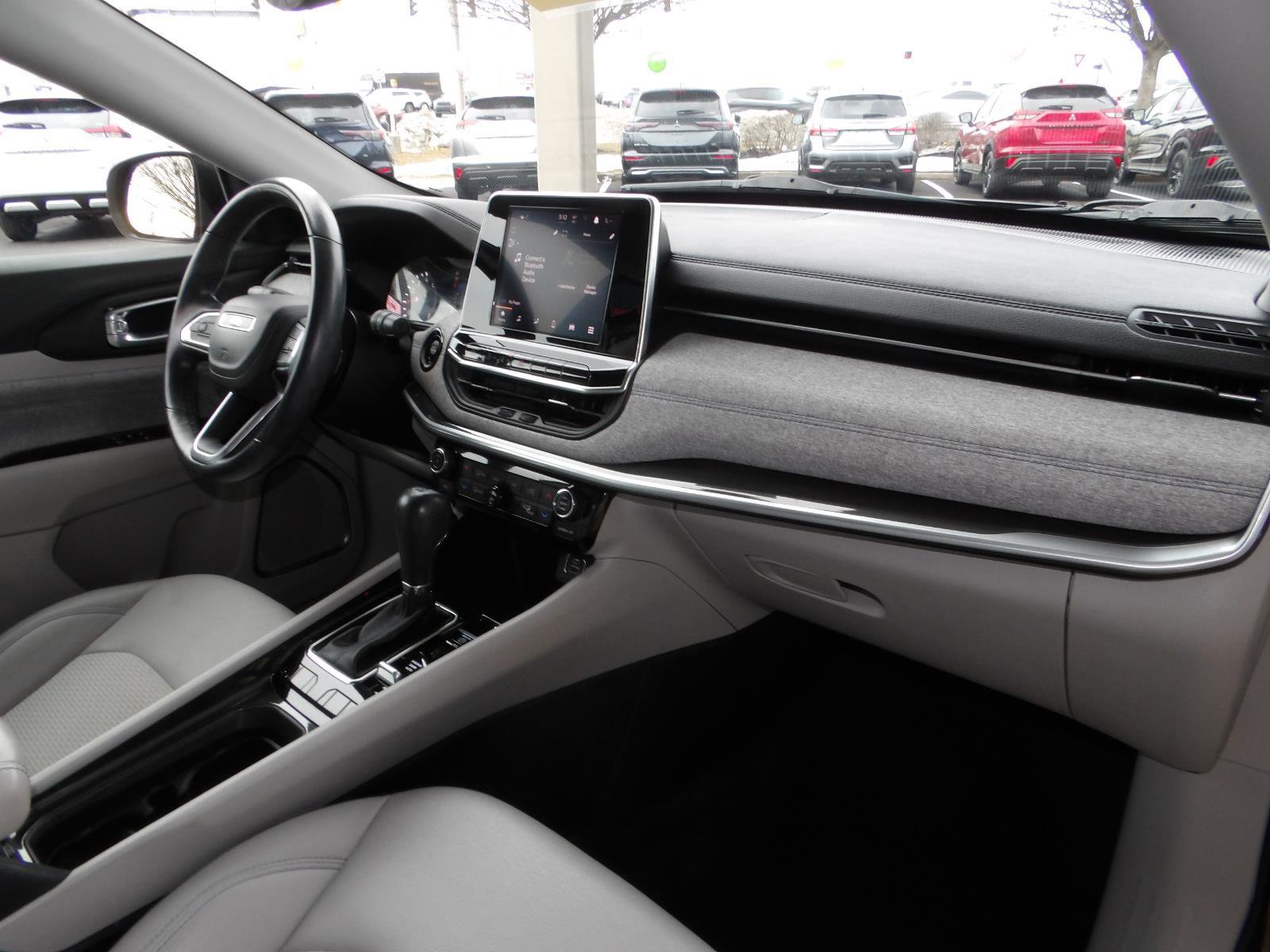 Used 2022 Jeep Compass Latitude w/ Convenience Group image 26