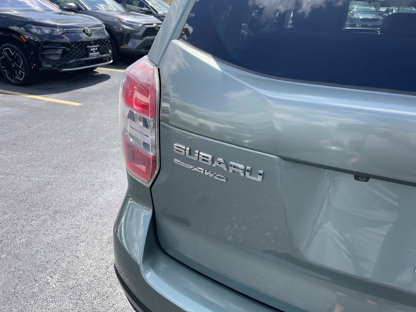 Used 2016 Subaru Forester 2.5i Limited AWD/4WD image 5