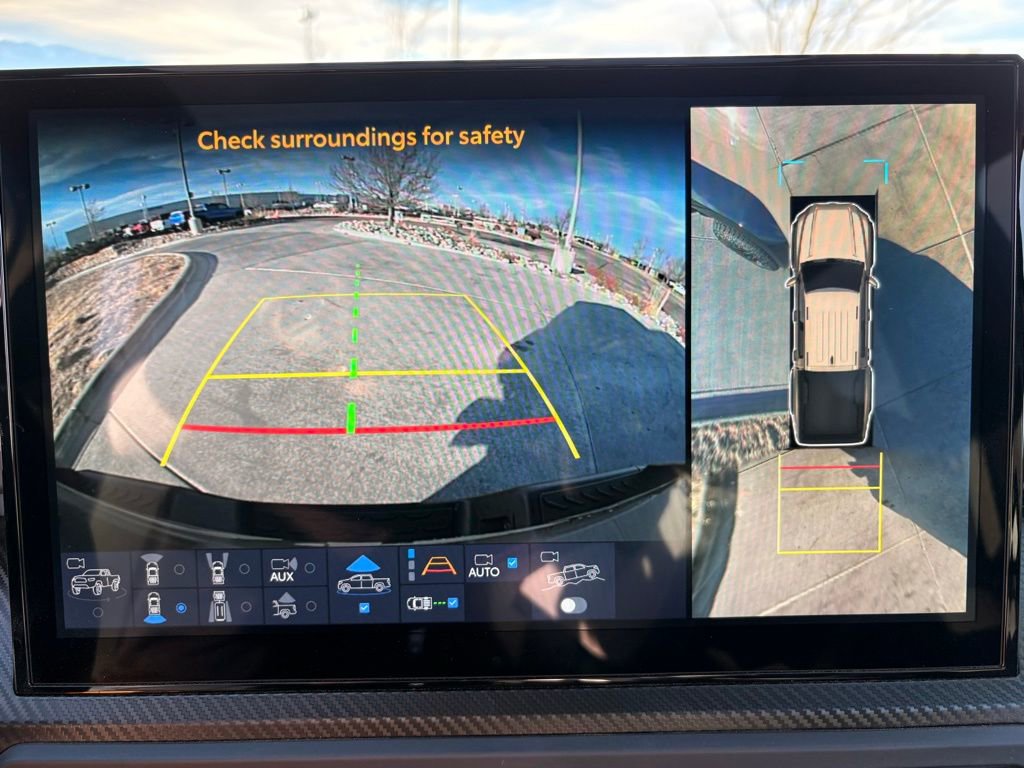 Used 2025 Toyota Tacoma TRD Pro w/ Tow Tech Package image 15