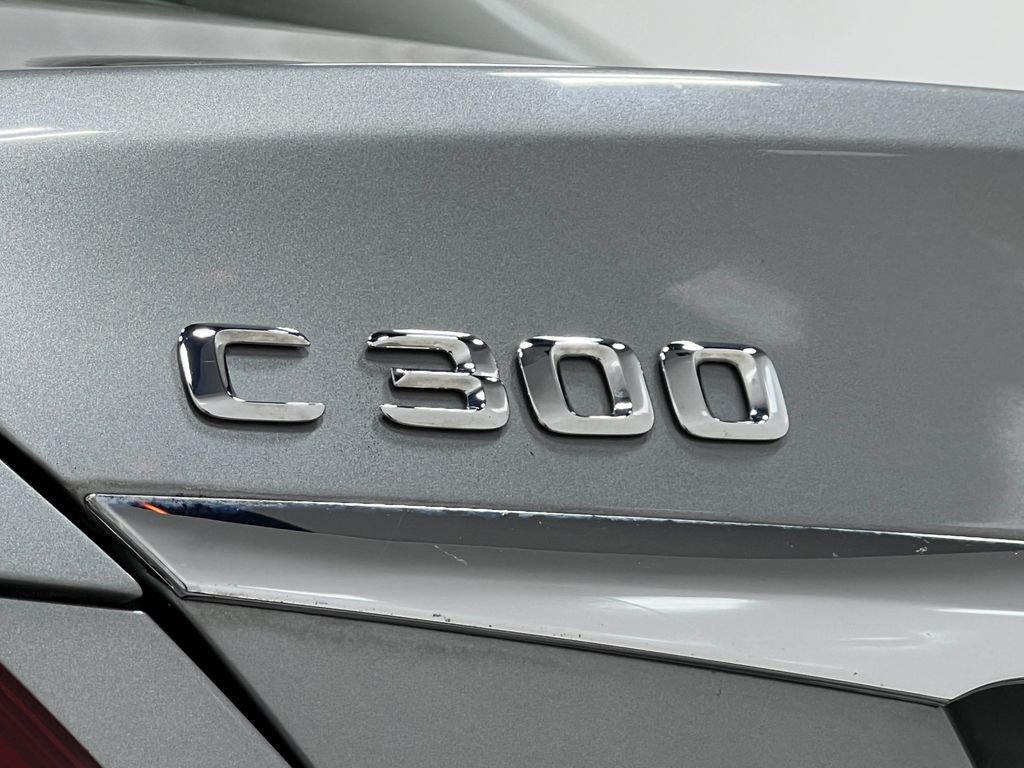 Used 2015 Mercedes-Benz C 300 4MATIC Sedan image 40