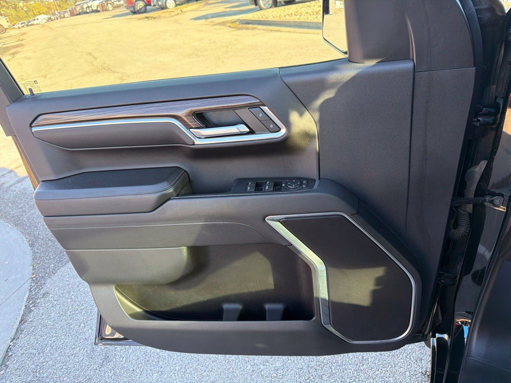 Used 2024 Chevrolet Silverado 1500 LT w/ Protection Package RWD image 30