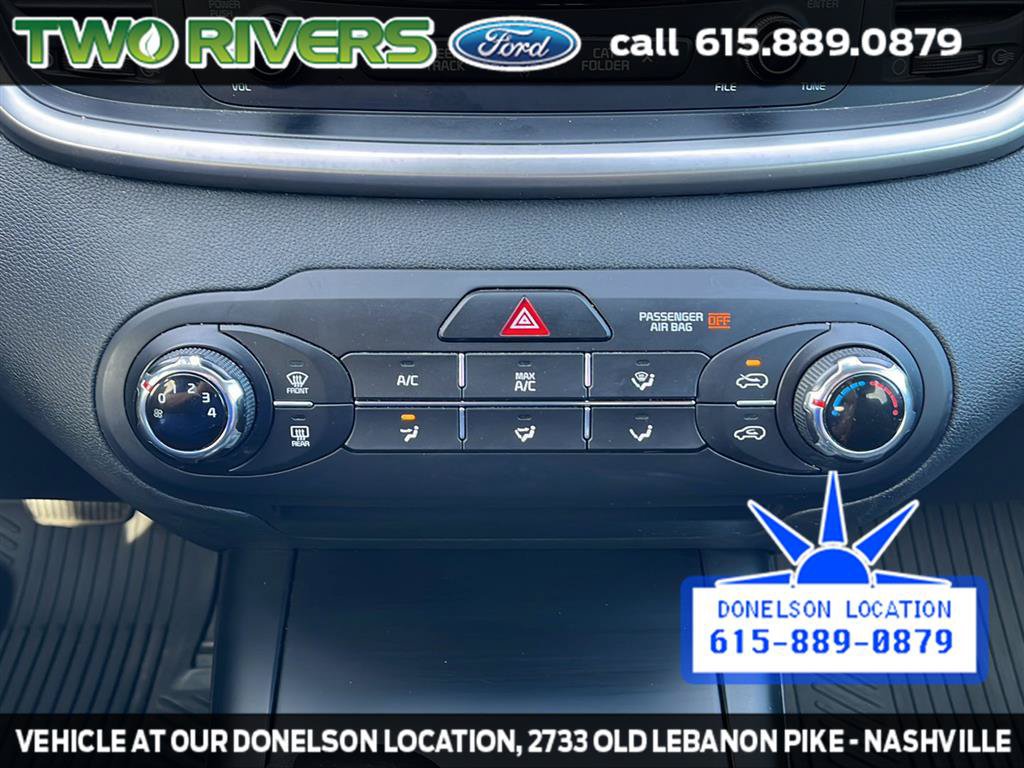 Used 2017 Kia Sorento AWD image 20