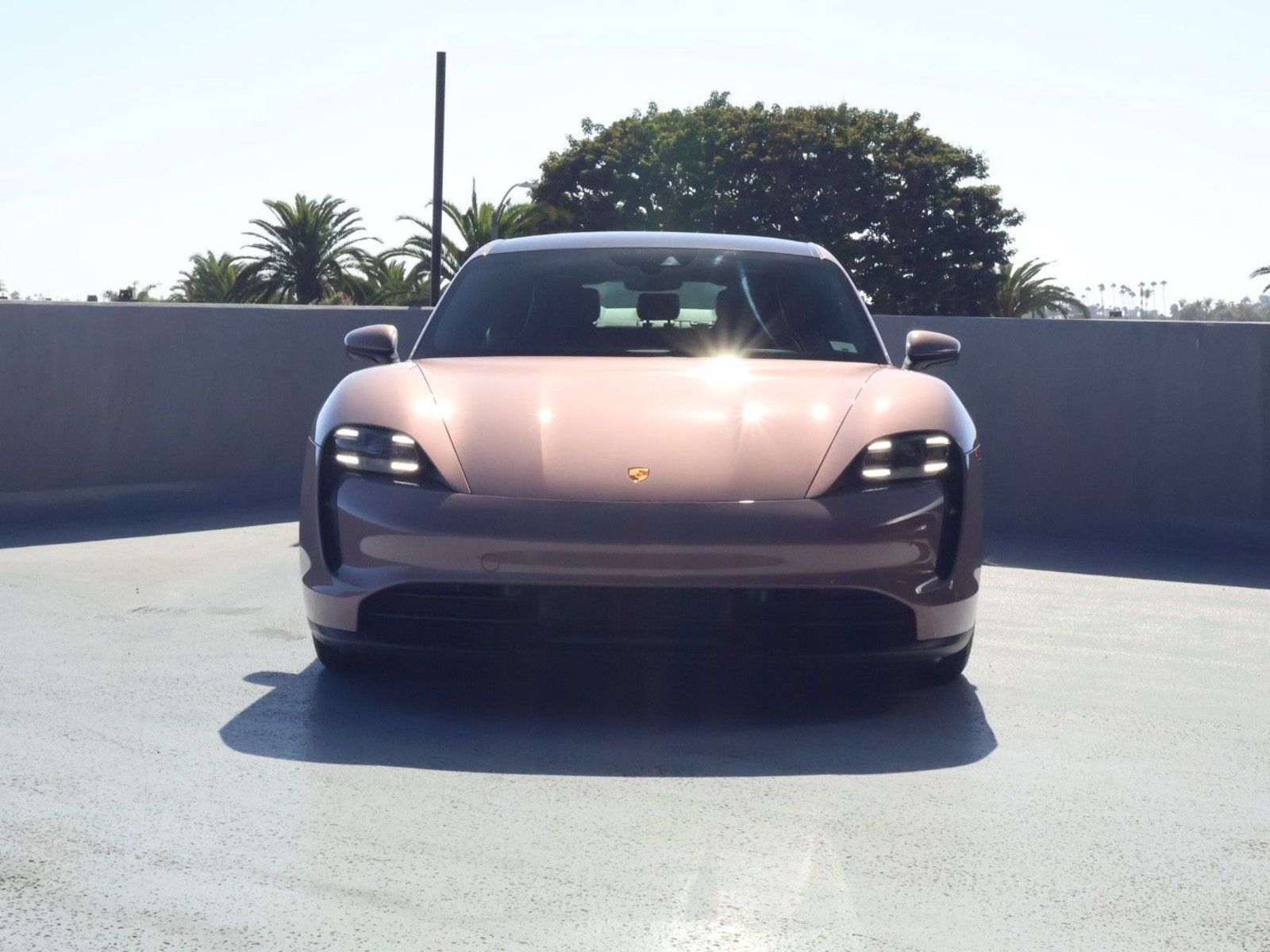 Certified 2023 Porsche Taycan w/ Premium Package RWD image 6