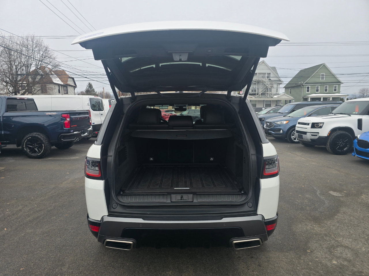 Used 2020 Land Rover Range Rover Sport HSE image 20